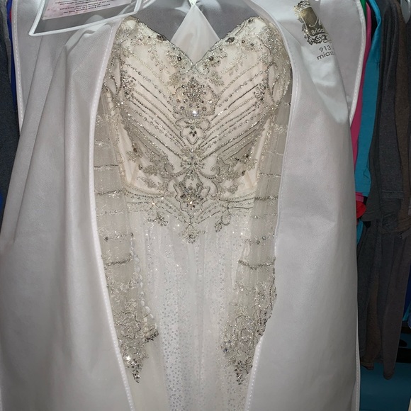 Dresses & Skirts - Brand new Casablanca Naomi wedding dress for sale